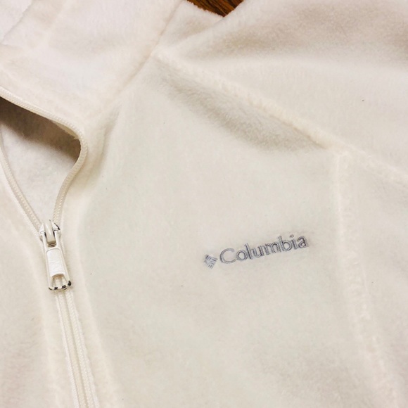 Large White Columbia Jacket - Picture 2 of 3